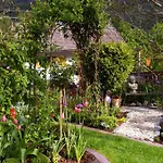 Thalerhof 3* Roppen