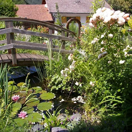 Guest house Thalerhof Roppen