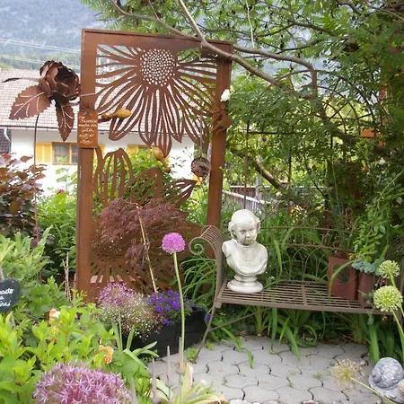 Pensjonat Thalerhof Roppen