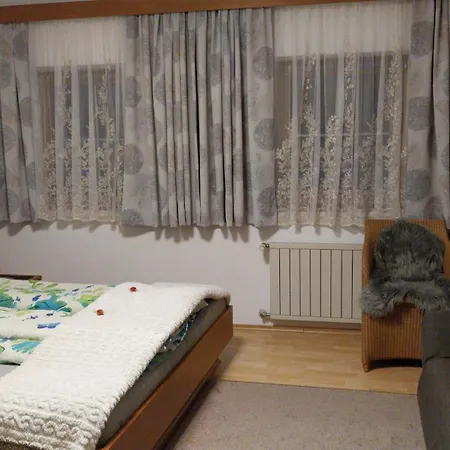 Pensionat Thalerhof Roppen