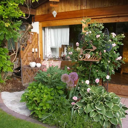 Pensionat Thalerhof 3*