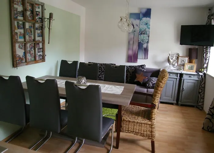 Thalerhof بيت ضيافة Roppen