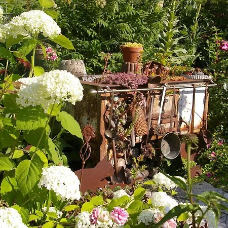 Thalerhof 招待所 Roppen