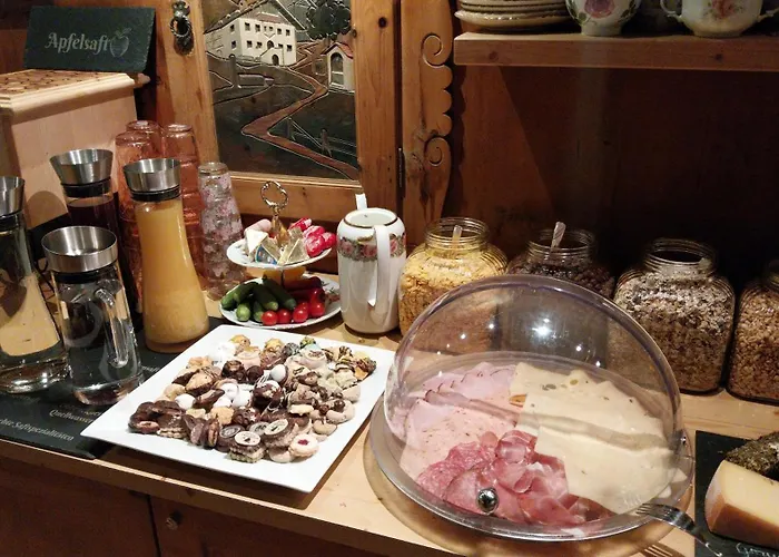 Thalerhof Гостевой дом Roppen