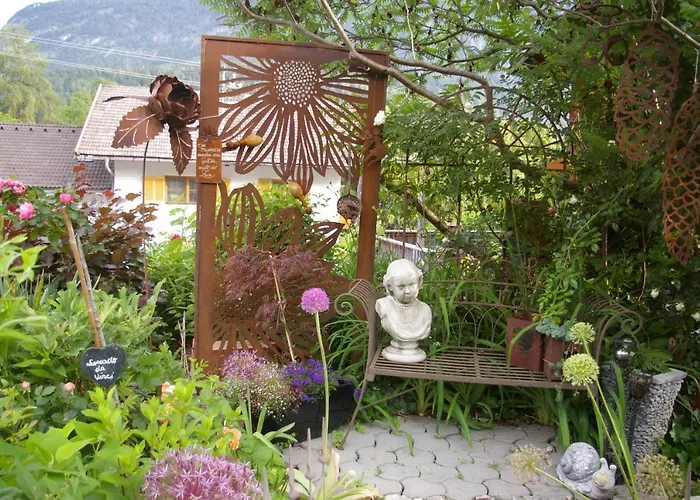 Гостевой дом Thalerhof Roppen